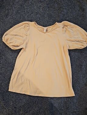Maternity Puff Sleeve Top